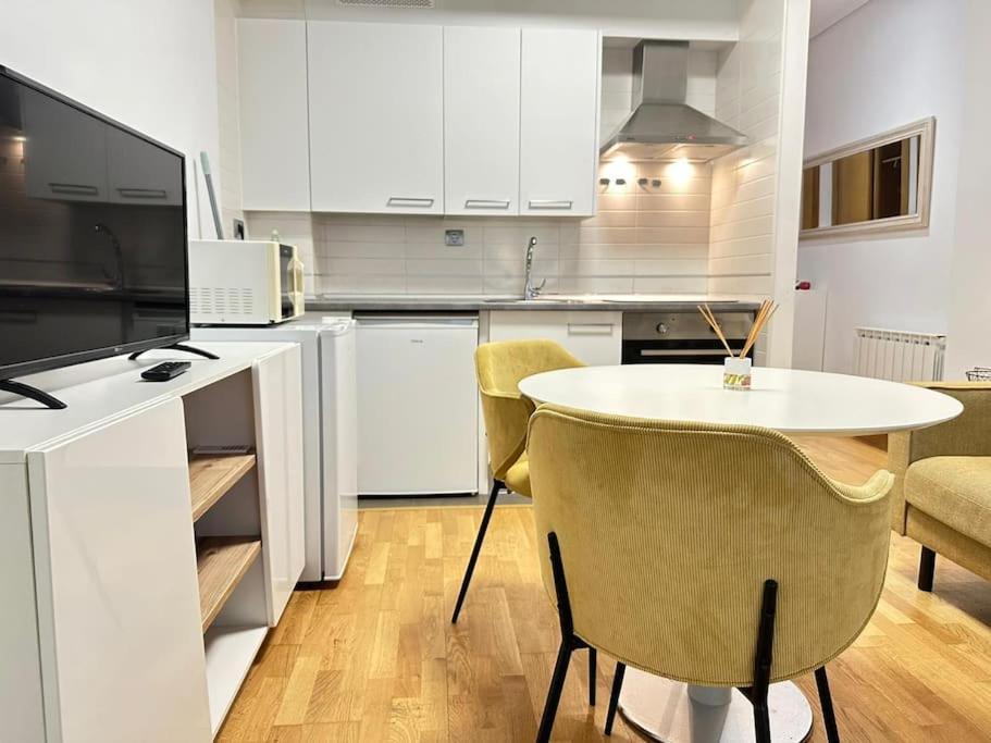 Comodo Apartamento Centro Vigo Exterior photo